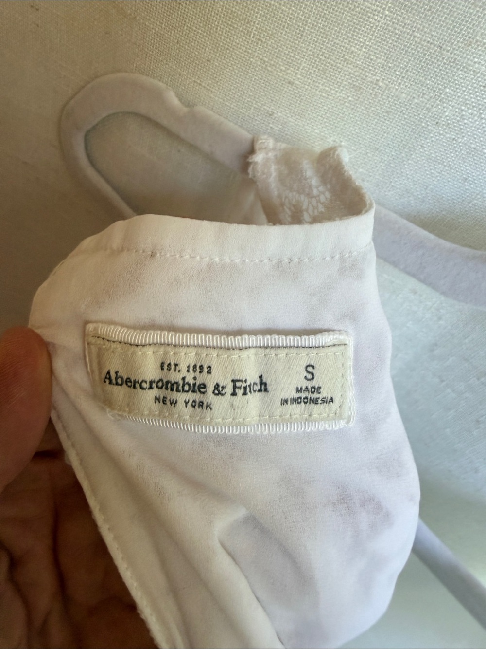 Abercrombie & Fitch White Floral Lace Layered Trapeze Tank Top S - Picture 3 of 6
